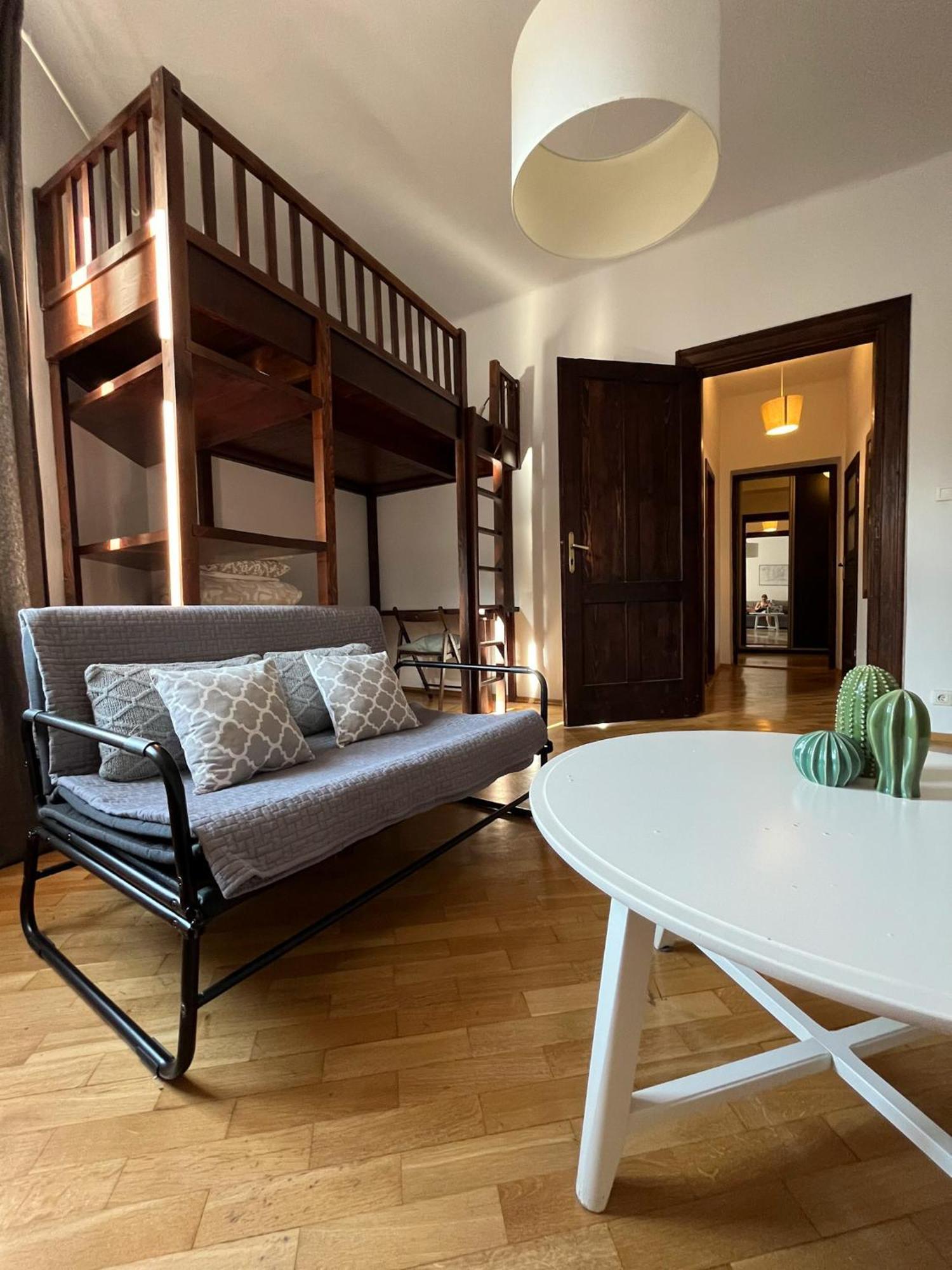 Apartment Spacious Krakau